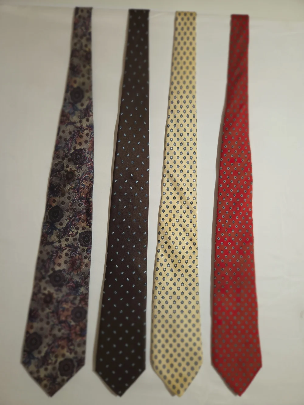 Lot of 4 Vtg Silk Ties Bill Blass, Windsor Hand Made, Kuppenheimer Italian Silk